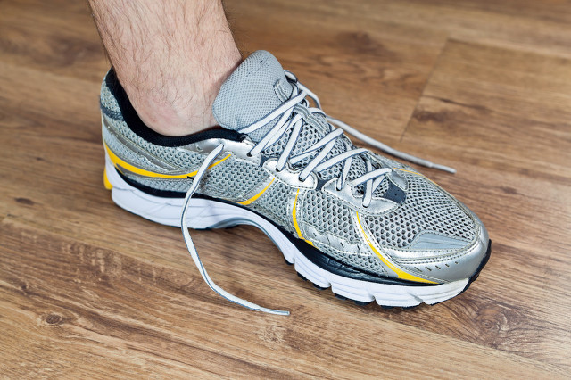 跑鞋如何选择适合自己的尺码,买跑鞋参考的几个要素