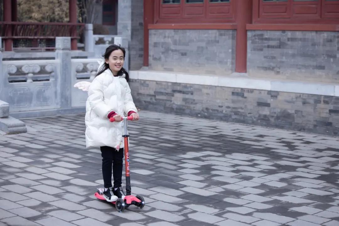 佳能rf70-200mmf4镜头价格,轻巧大光圈长焦佳能rf70-200mmf2