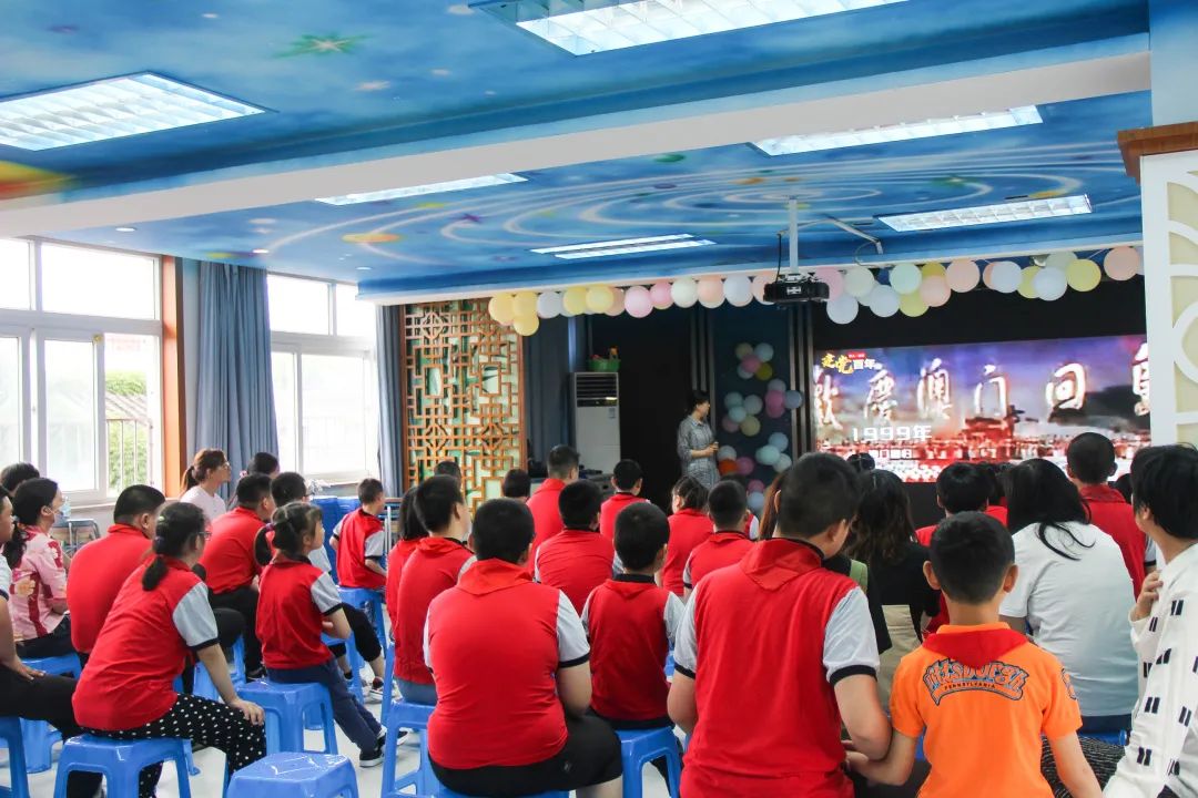 来客茂公益活动新春送福,苏州来客茂公益活动