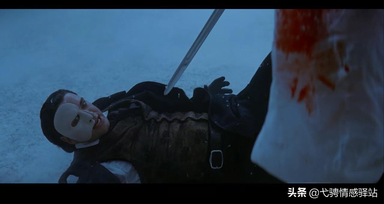 歌剧魅影中魅影放走克里斯汀,歌剧魅影克里斯汀与魅影同台