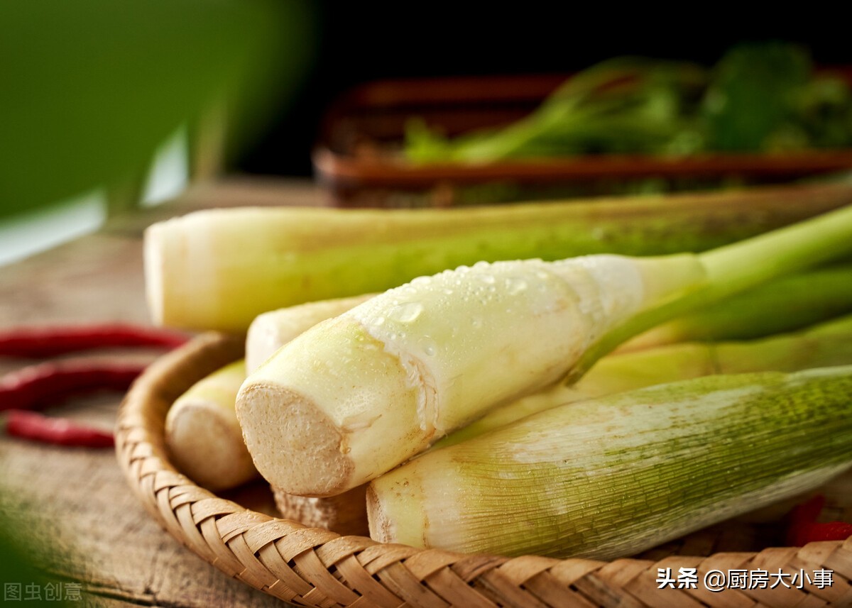 买茭白要怎么挑,茭白是买大的好还是小的好