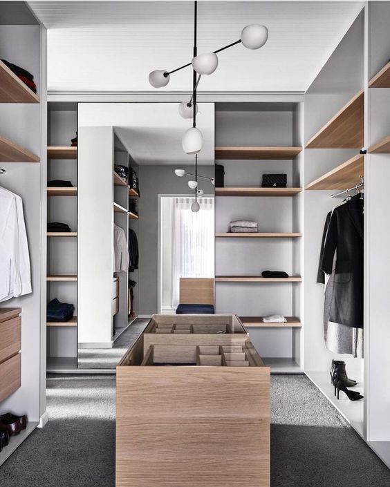 30平长方形主卧房间带衣帽间布局,衣帽间最佳布局图