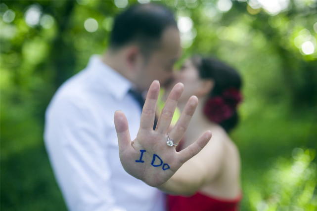 深爱一个男人要不要联系他,喜欢一个男人你会忍心不联系吗