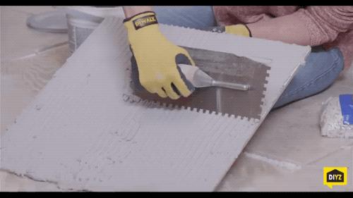 家里瓷砖破了找什么人修理,卫生间墙面瓷砖破了怎么补救