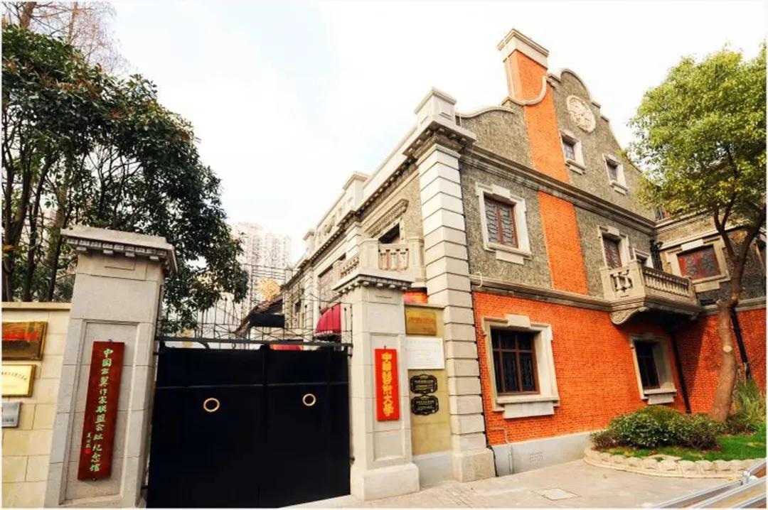 五一去上海有哪些好玩的地方,上海五一外滩风景