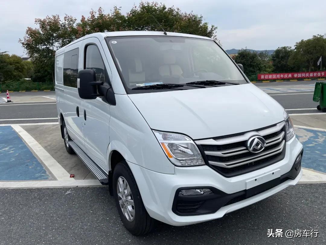 房车价格5-10万元低顶b型房车,房车大全20-30万的c型高档房车