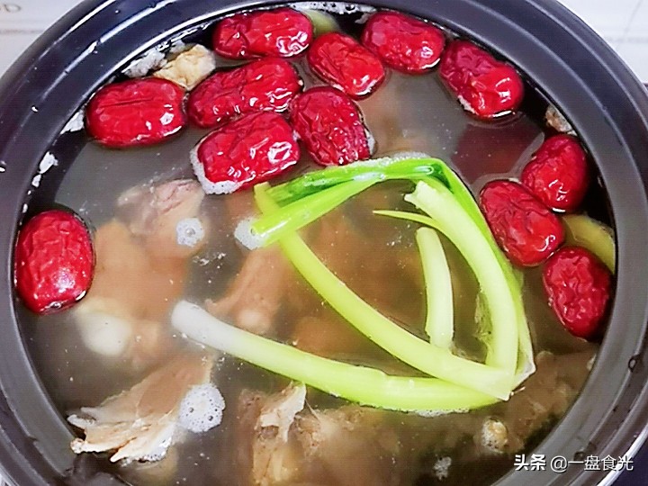 高温天气煲什么汤吃解暑,小暑节气解暑喝什么汤