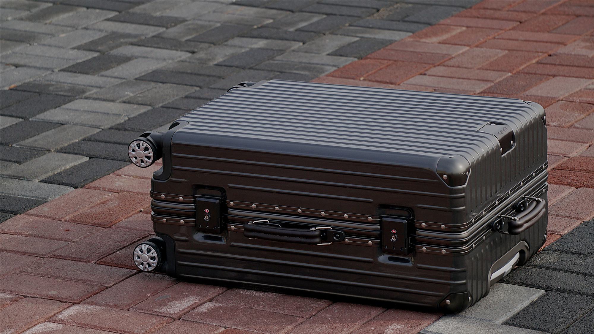 网易严选铝框旅行箱测评,网易严选铝镁合金拉杆箱