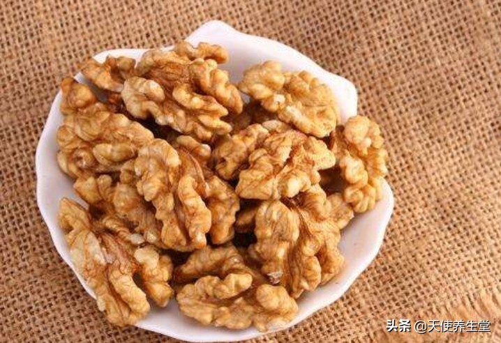 吃核桃能变聪明是真的吗,吃核桃能长智商吗