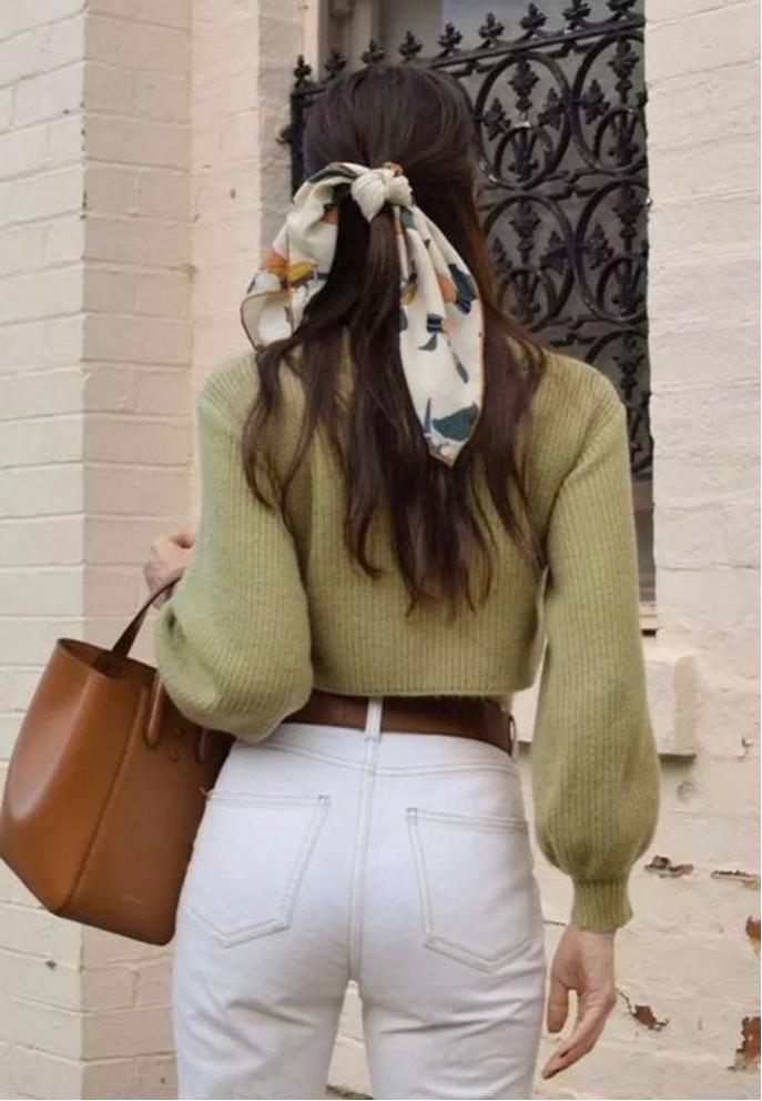 简单粗暴却满满时尚感的丝巾系法,丝巾的三种时尚系法小技巧