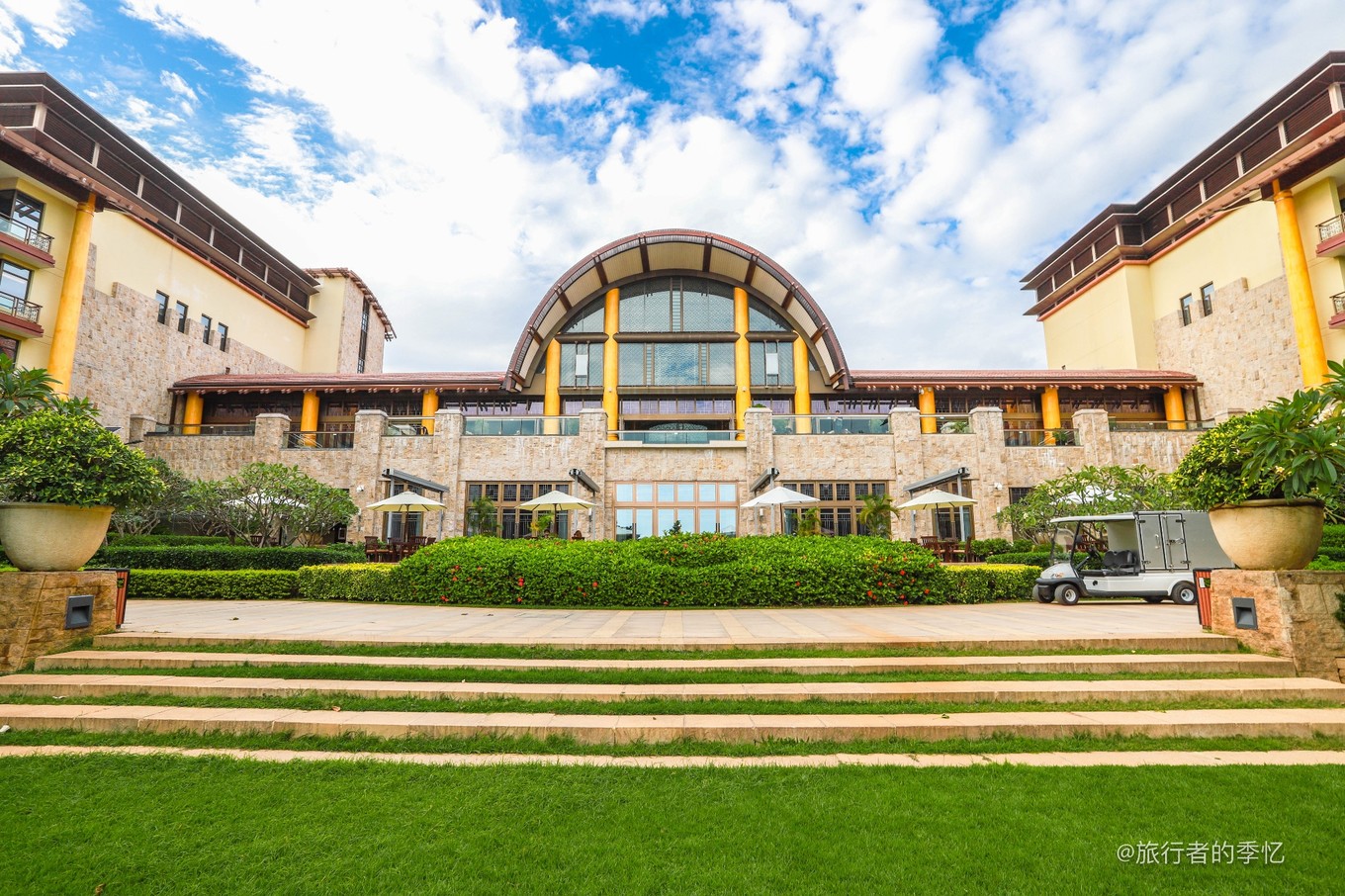 三亚复古酒店拍照,三亚网红酒店拍照攻略