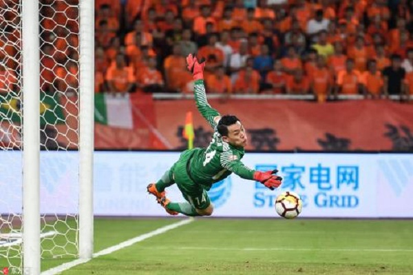 鲁媒称王大雷为“定时*弹炸**”，需要轮休冷静，怪不得争不过颜骏凌