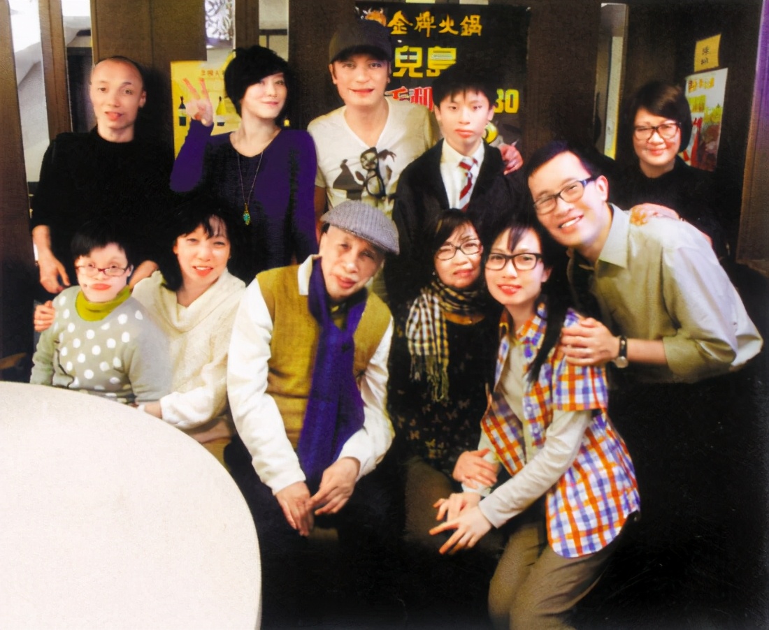 57岁罗嘉良被传患癌后首现身,罗嘉良被采访