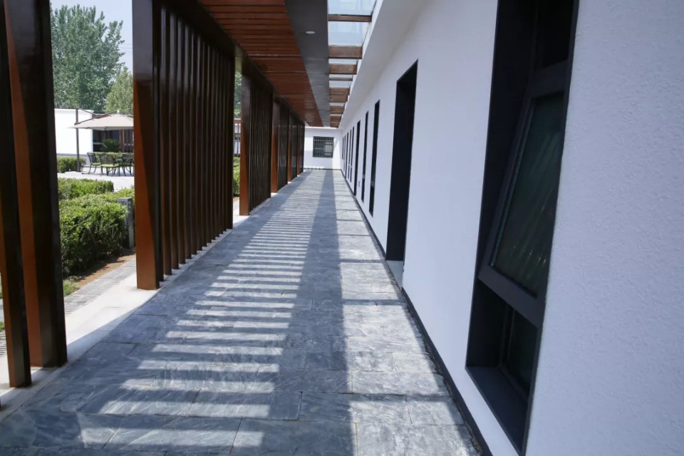 装修工装和家装,八大处装饰有限公司地址