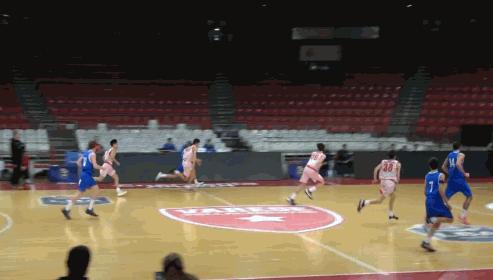 16岁中国后卫,16岁中国小将在意大利打球