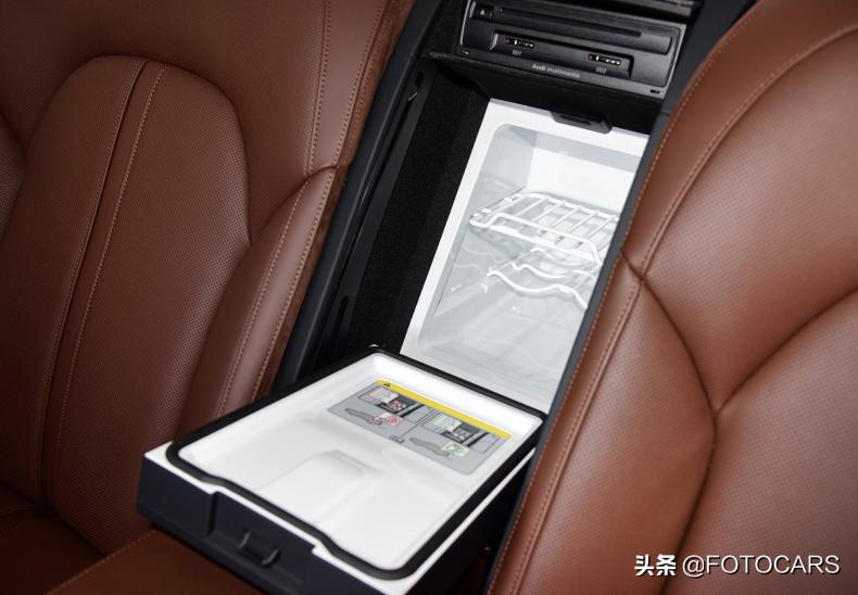 a8lw12奥迪2023款落地价,奥迪a8lw122006款