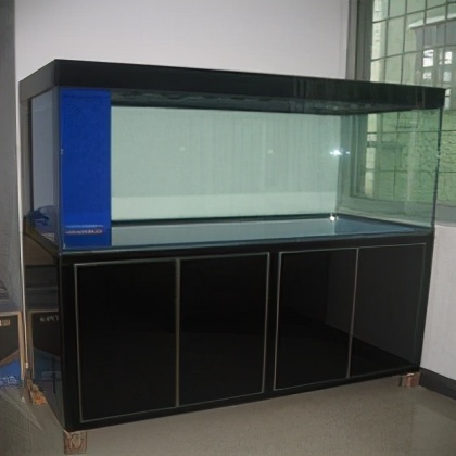 鱼缸玻璃尺寸应该怎么选,鱼缸底柜如何选择尺寸