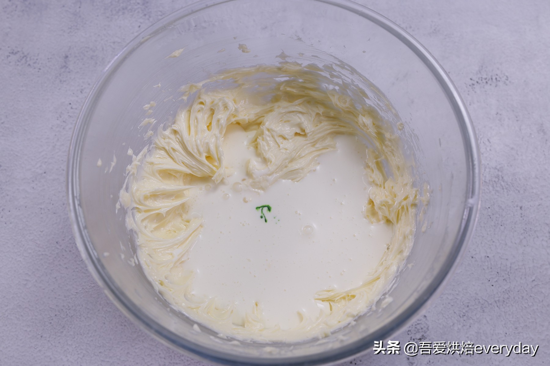 6寸草莓圣诞树蛋糕奶油的做法,圣诞节圣诞树怎么做