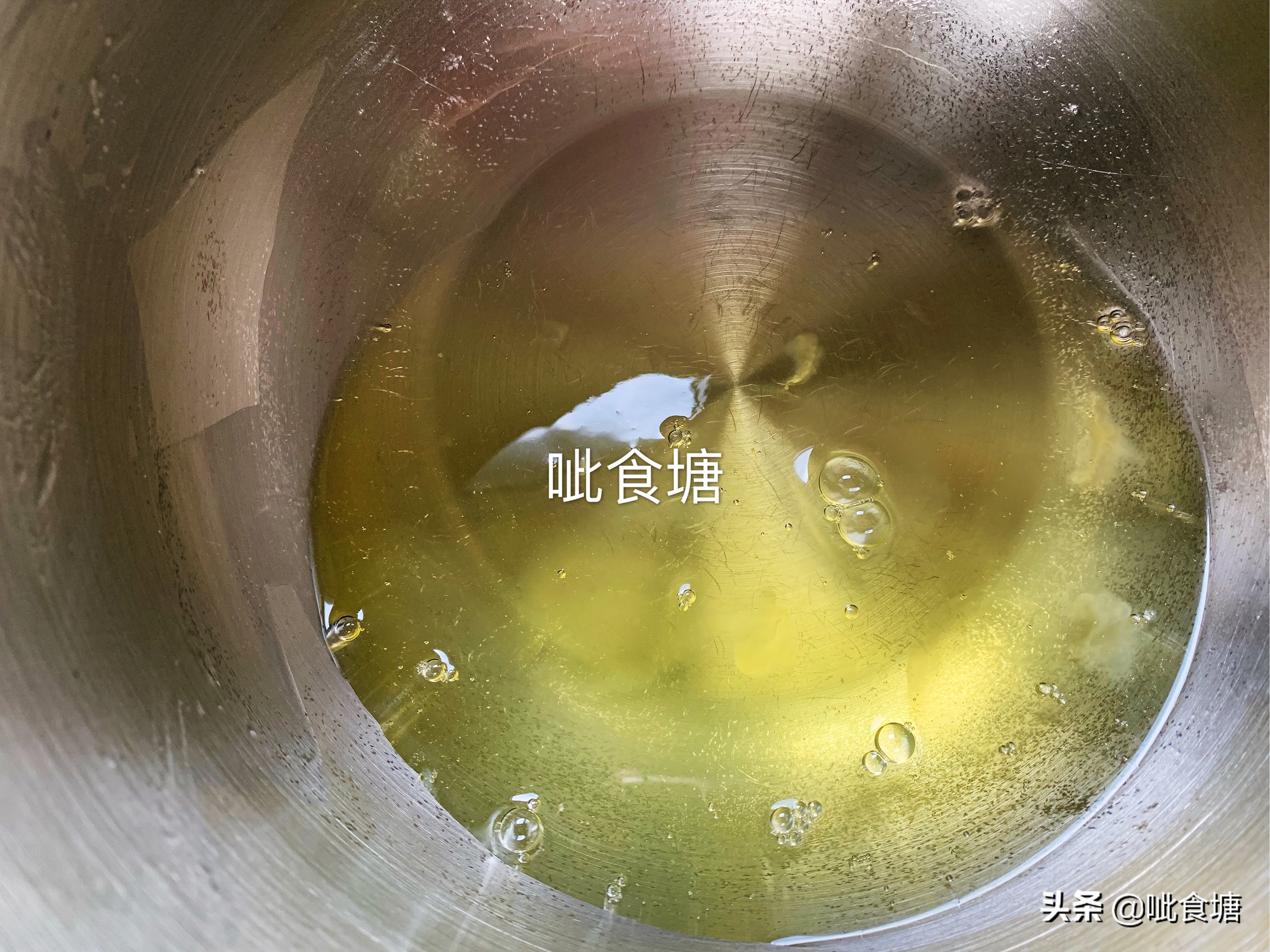 防止蛋糕回缩的办法电饭煲,电饭煲做蛋糕回缩是什么原因