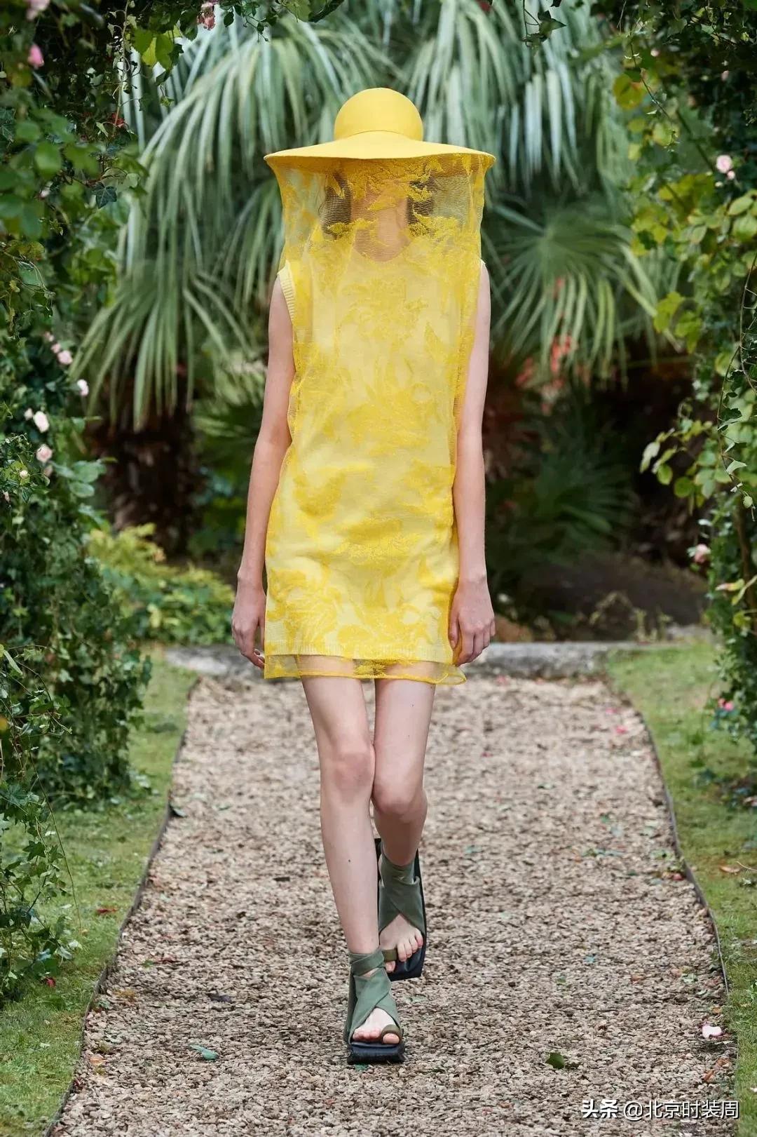 pantone公布的2020流行色,pantone发布2016流行色