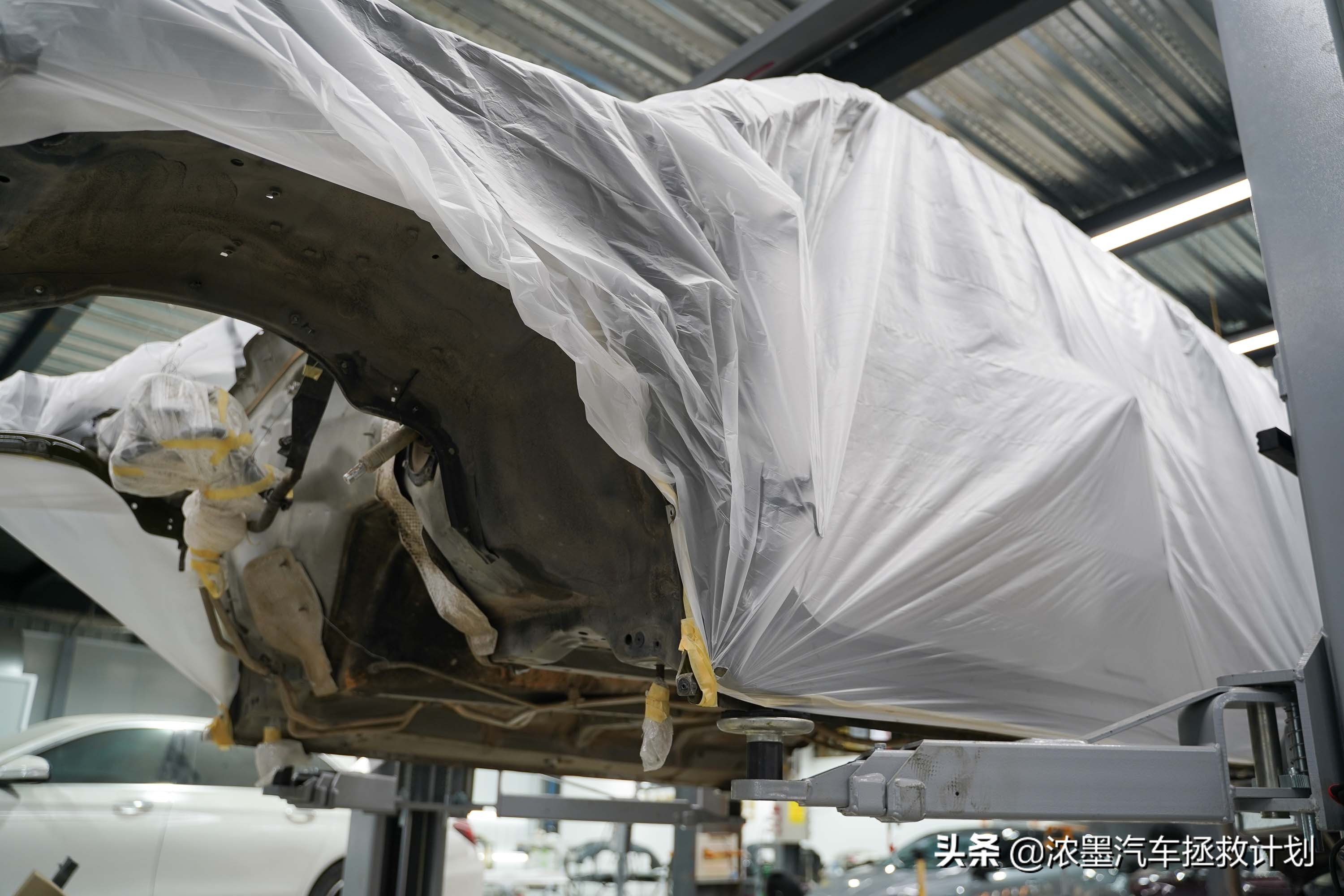 丰田霸道酷路泽带你翻山越岭,丰田兰德酷路泽低速4驱越野模式