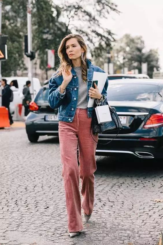 粉色原来是男性代表色吗,粉色系高级色