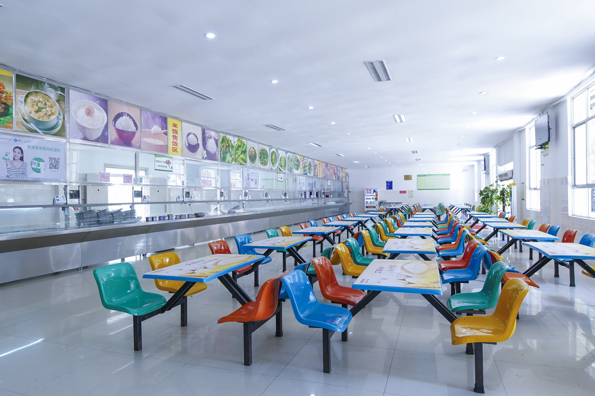 电子厂伙食真实感受,上海住宿条件好的电子厂