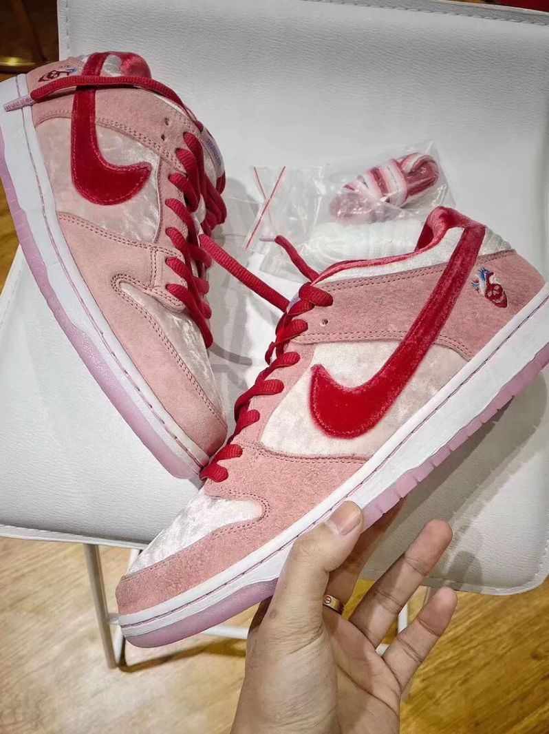 日常穿运动鞋推荐女,大家穿什么运动鞋好看女