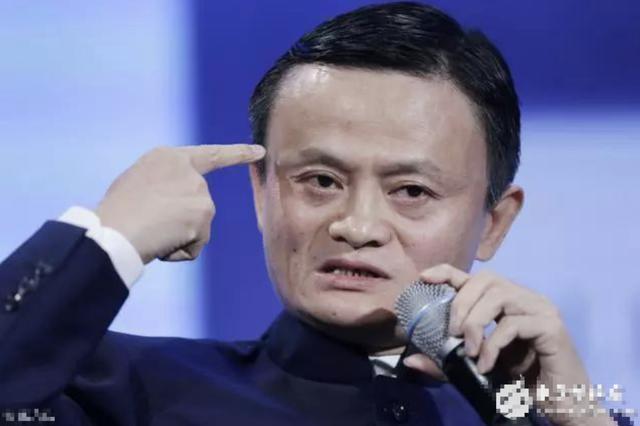 美国主持人刁难马云抛台湾问题，马云霸气秒回，最后的响指帅呆了