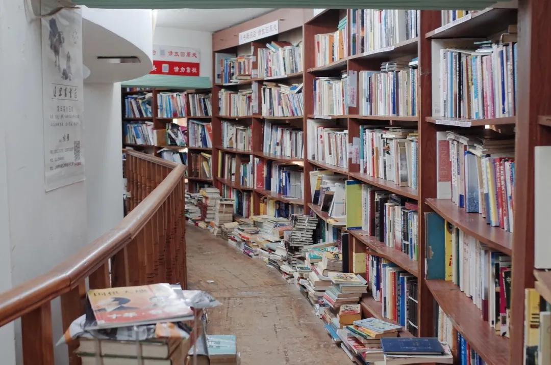 上海二手书哪里有售,上海二手书便宜市场