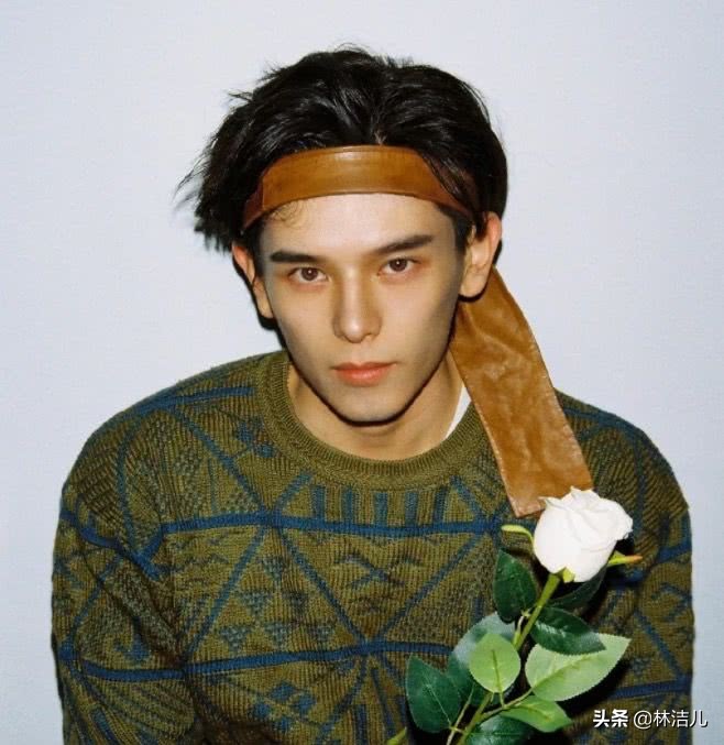 这个爱豆真励志，从200斤胖子逆袭成最帅训练生，*服私**港风超时髦