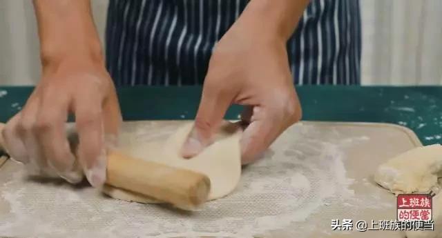 煎饼的简单做法没有鸡蛋怎么办,这样做煎饼全家都爱吃