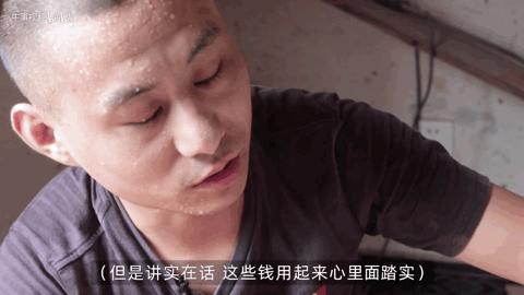 黑帮卖奶茶,黑帮摆摊卖夜宵