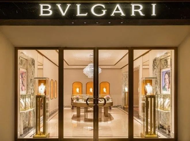 五座万达广场开业了吗,tomford广州天环店什么时候开的