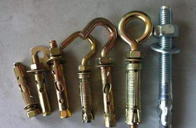 山西悬空寺发现膨胀螺丝,悬空寺膨胀螺丝图