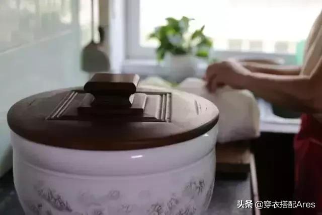 62岁神仙爱情”爆红网络​：我，一生只做一件事，一生只爱一个人