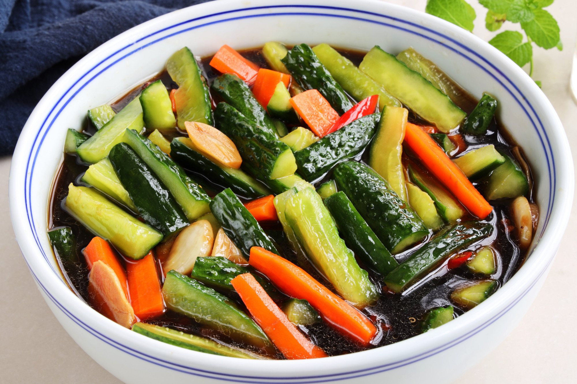 盘点夏天爱吃的凉拌菜酸辣可口,4款夏日必备清爽解馋凉拌菜