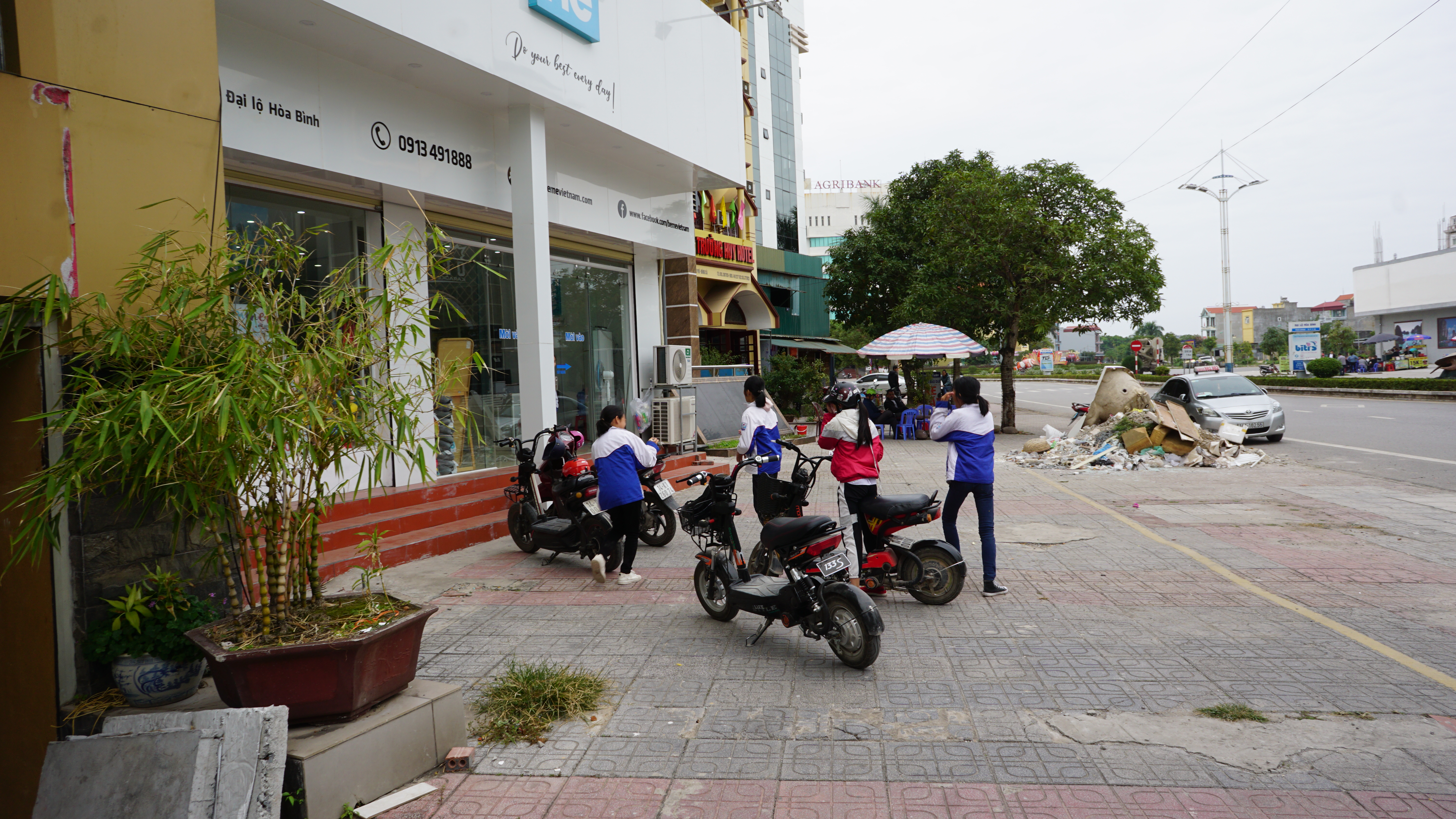 北海开车去越南,从北海一路开车到越南都遇到什么