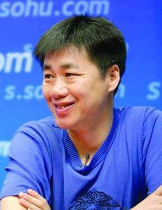 足球浪子高峰和那英,高峰那英足球