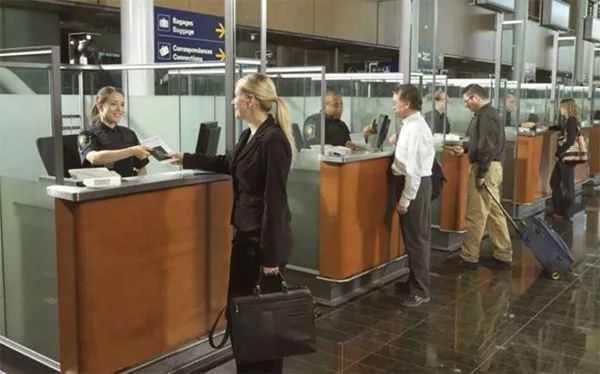 国外入境最多可带多少现金,出境和入境最多携带多少现金