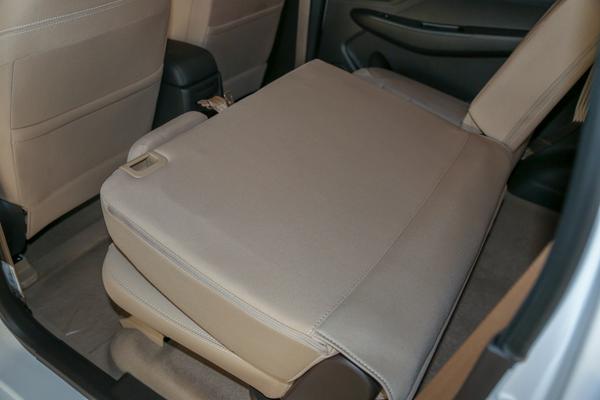 推荐五菱宏光1.5LS舒适型，空间大，性价比高