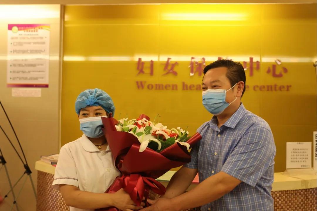 弘扬正能量众志成城抗疫情,弘扬抗疫精神同心共抗疫情