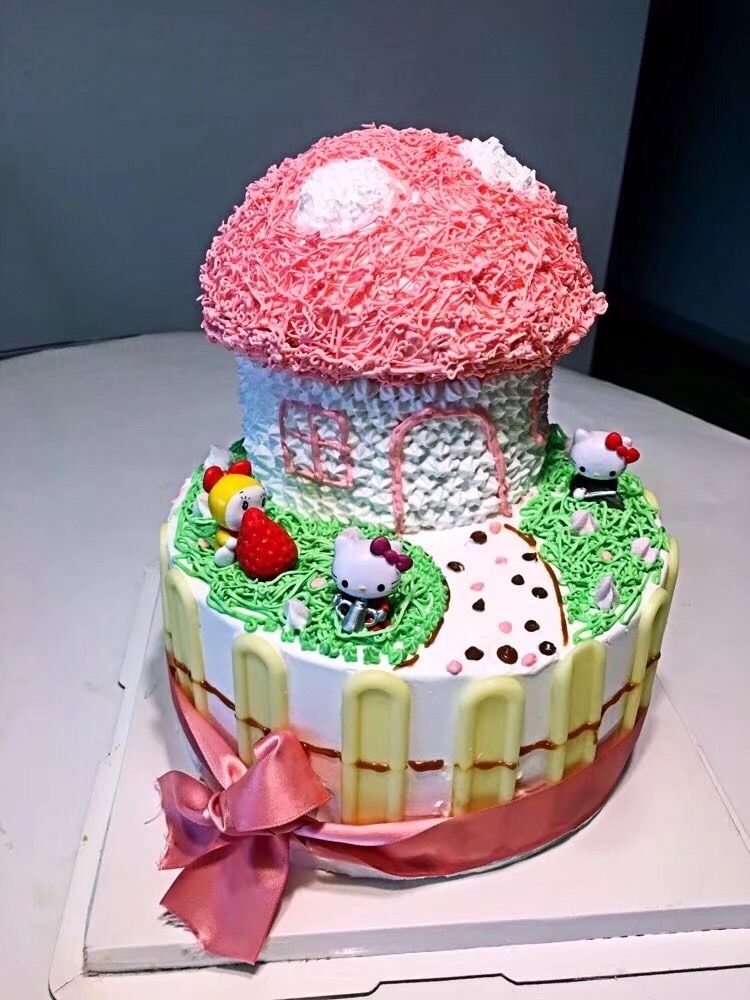 我陪女儿做烘焙年入20万女儿上了报我也成网红