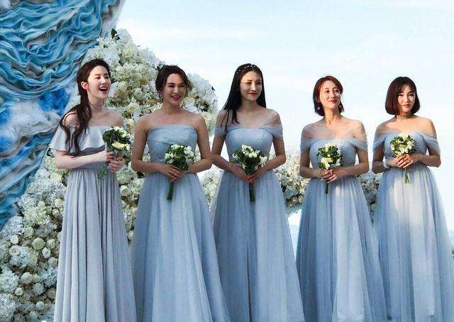 伴娘打扮得漂亮,伴娘应该怎么打扮