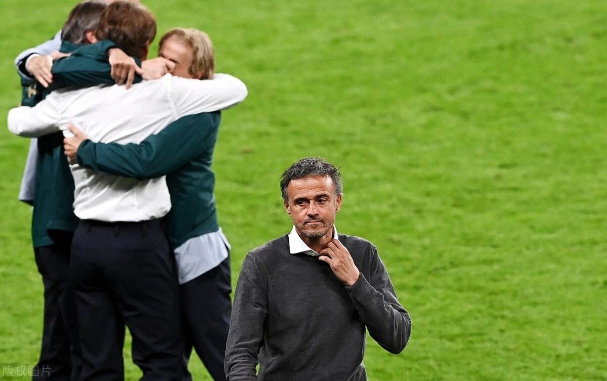 欧洲杯柏林的故事,关于欧洲杯的故事