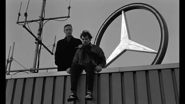 读懂彼得·汉德克，走进《柏林苍穹下》的诗意世界