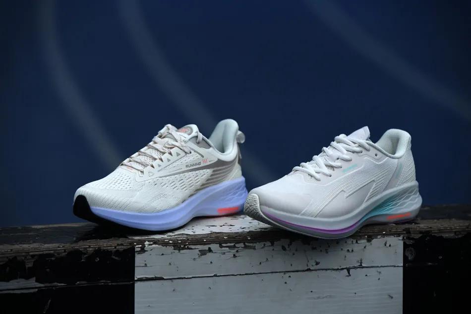 361飞飚跑鞋顶级跑者,初跑者跑鞋推荐361