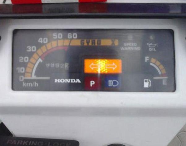 日本老人最新行走助力器,日本老人代步辅助器