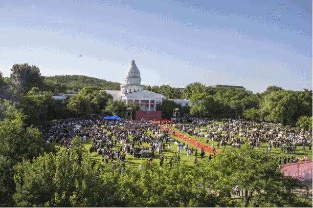 外面零下20℃，绿岛却沸腾了...