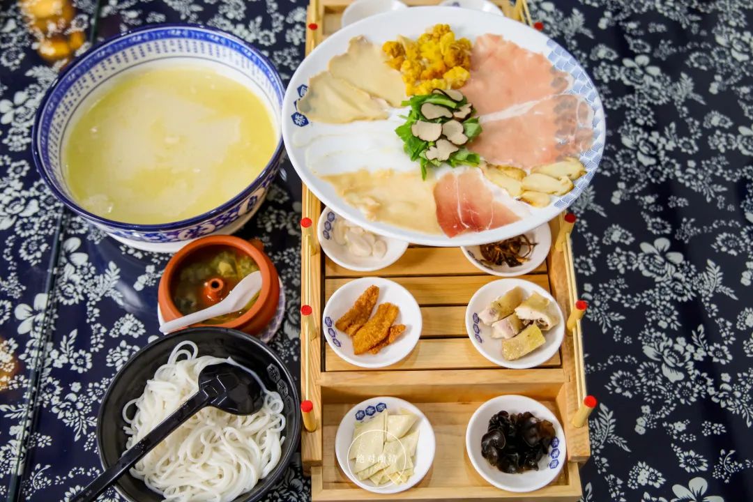 曲靖过桥米线所有门店,曲靖米线多少钱一碗